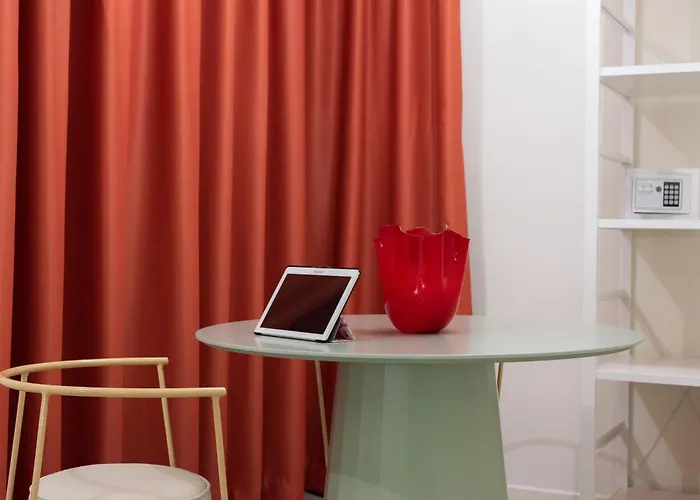 Alojamento de Acomodação e Pequeno-almoço Private Intermezzo Nápoles